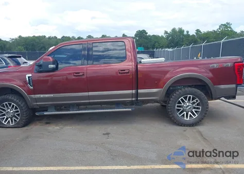 2017 Ford F-250 Lariat z USA, uszkodzony, nr VIN 1FT7W2BT4HEF42152